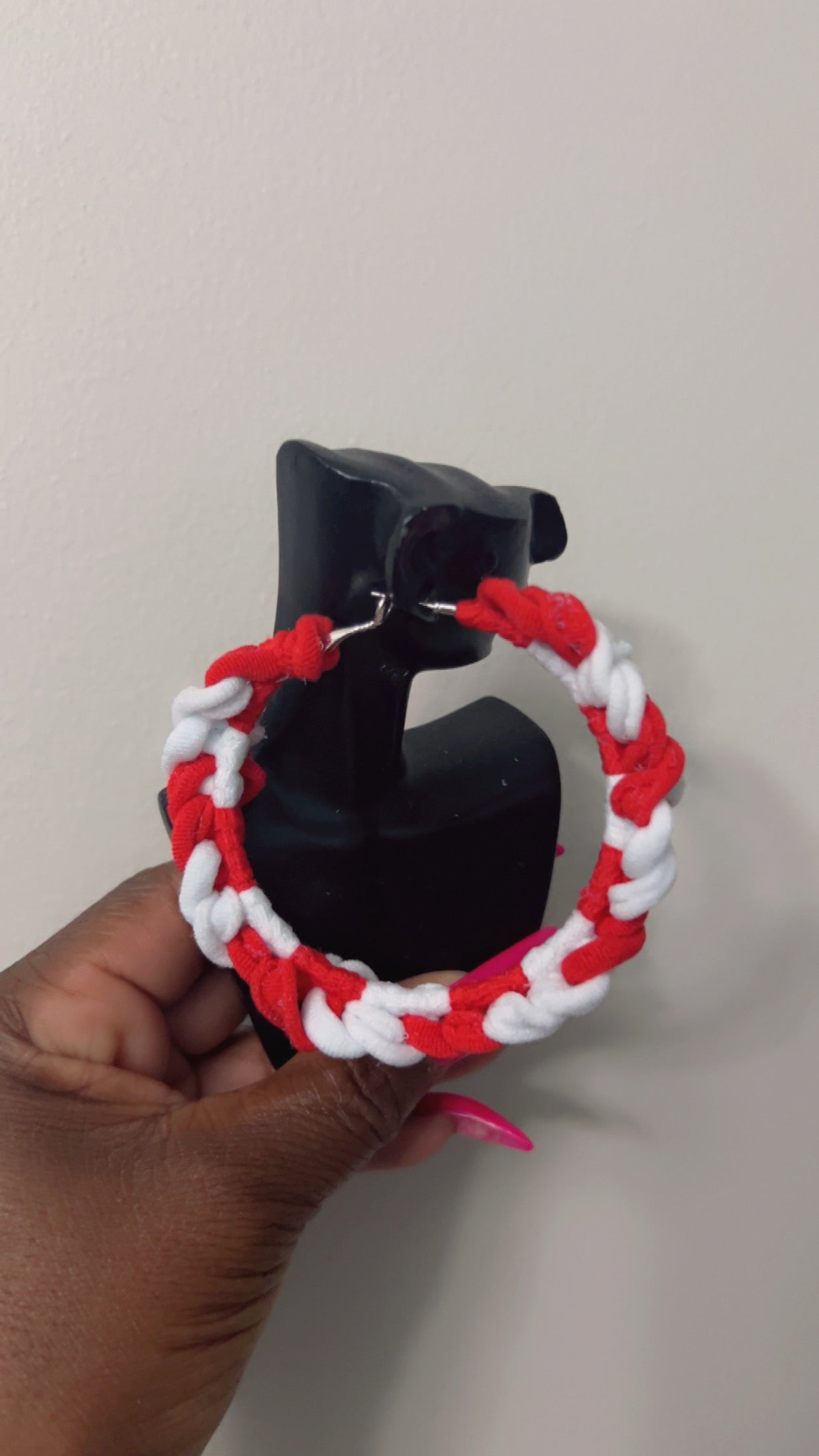Lume Twist Hoops